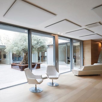 Oversize ceiling